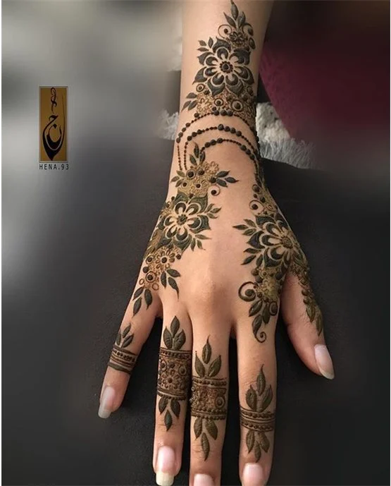 Geometric And Frame Classy Back Hand Mehndi Design Composition